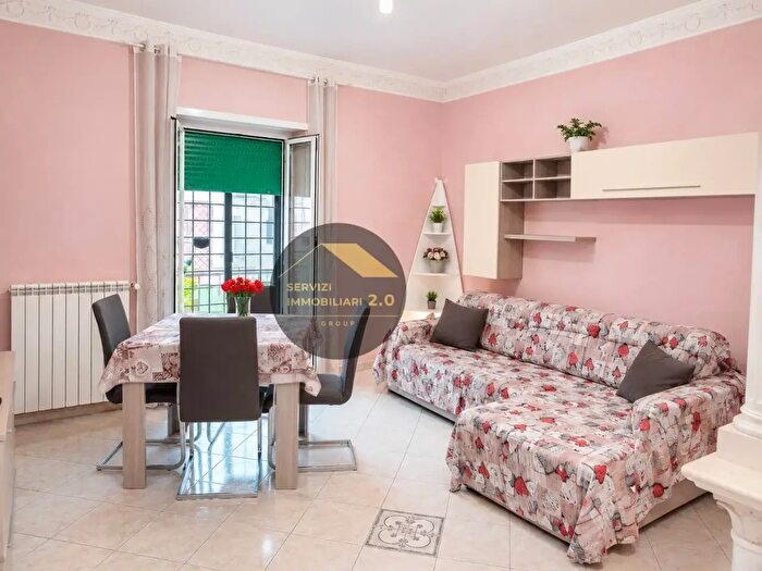 Appartamento trilocale in vendita in Via Vincenzo Monami', Roma