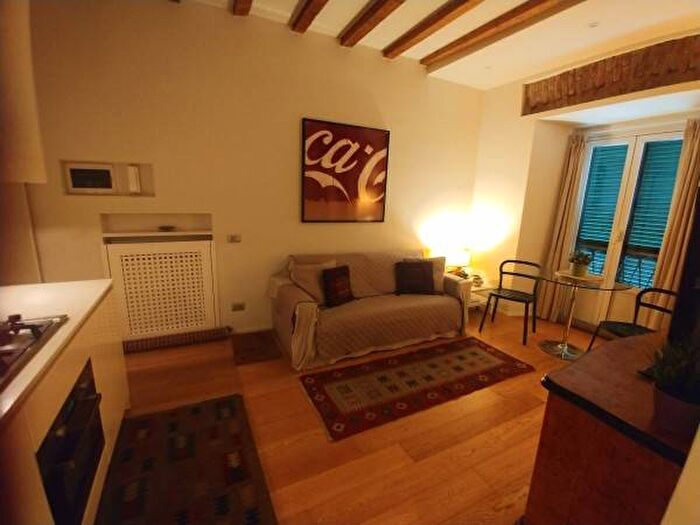 Appartamento bilocale in affitto in Via Filippo Argelati, Navigli Darsena, Milano