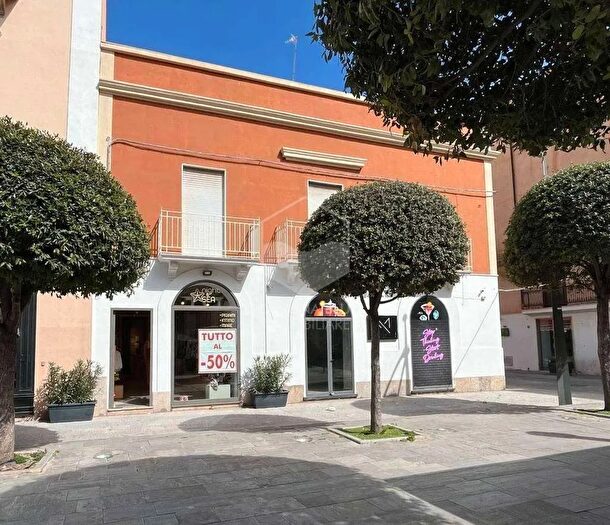 Casa con 5 locali in vendita in Piazza Matteoti, Marsala