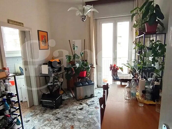 Appartamento trilocale in affitto in Via Montefiorino, Bologna