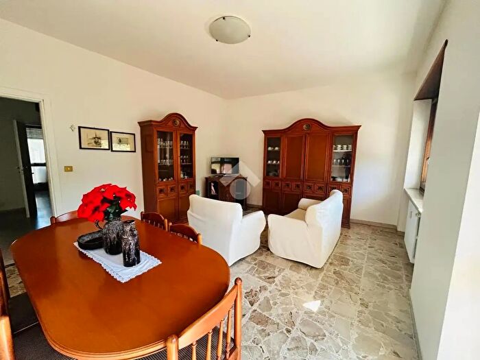 Appartamento quadrilocale in vendita in Via Castellamonte, Banchette