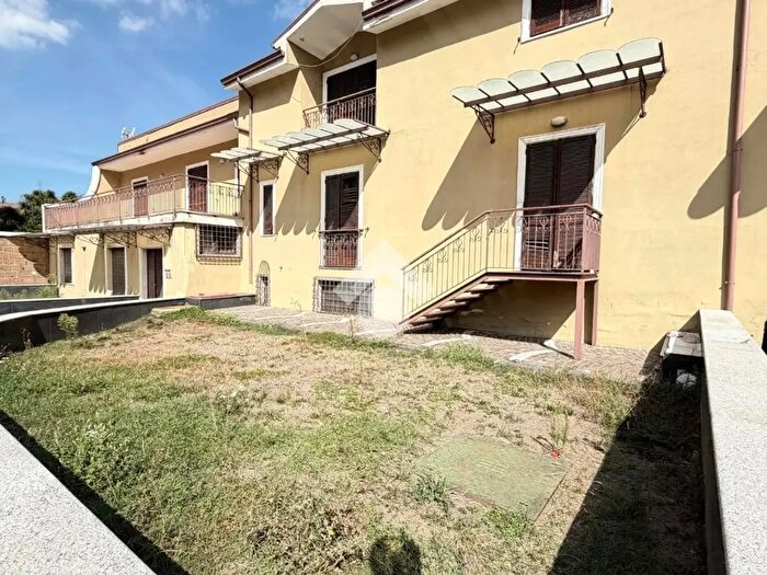 Appartamento trilocale in vendita in Via San Marciano, Cervinara