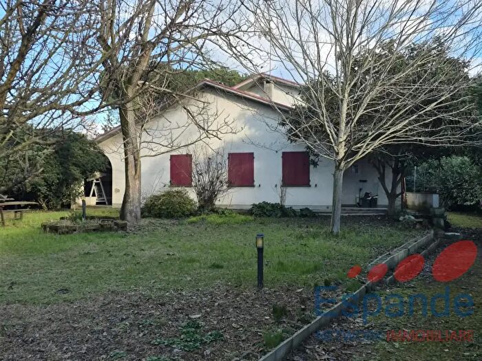 Casa con 7 locali in vendita in Via Gioacchino Strocchi, Ravenna