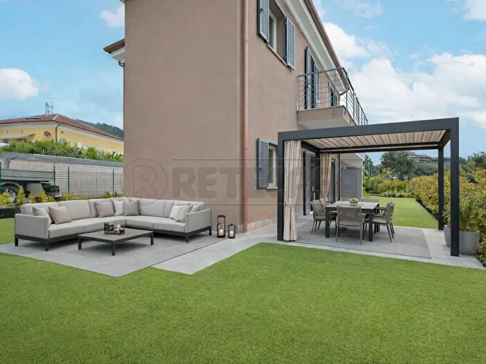 Appartamento quadrilocale in vendita in Via Bulasce, Loano