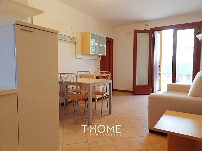 Appartamento bilocale in vendita in Romano DEzzelino