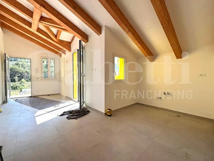 Casa bilocale in vendita in Via G Molineri, Andora