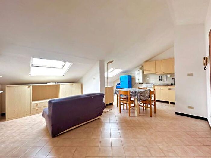 Casa bilocale in vendita in Via Chiappella d, Serra Ricco