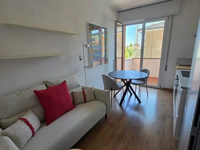 Appartamento bilocale in affitto in Via Garofani, Padova