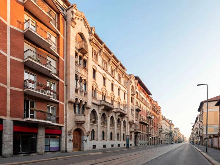 Appartamento bilocale in affitto in Via Luigi Settembrini, Centrale, Milano