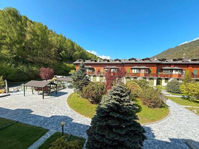 Appartamento con 5 locali in vendita in Via Europa, Aprica