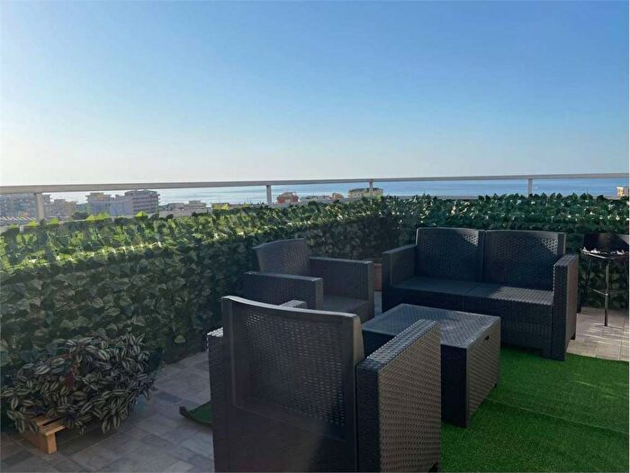 Appartamento bilocale in affitto in Via Melito Porto Salvo, Catanzaro Lido, Catanzaro