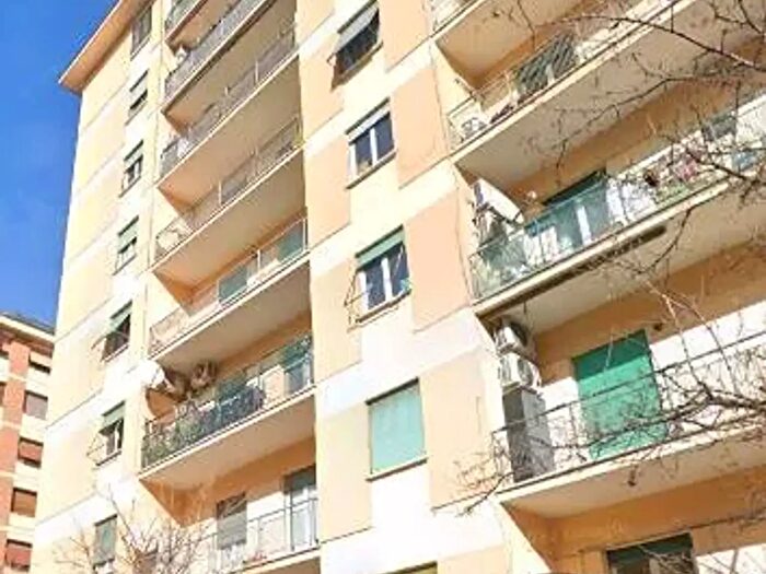 Appartamento trilocale in affitto in Roma