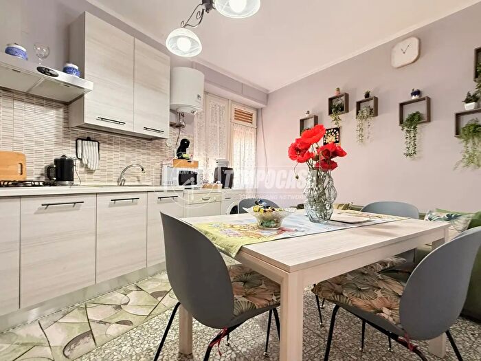 Casa quadrilocale in vendita in Via Offelletto, Masserano