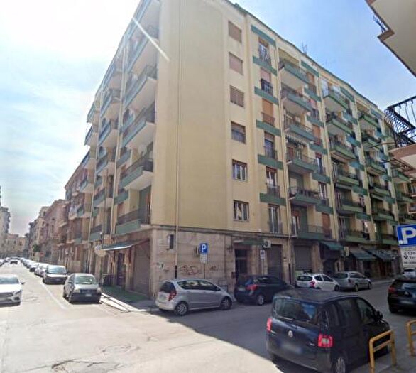 Appartamento quadrilocale in vendita in Via Piave, Foggia