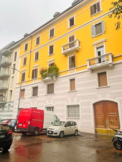 Appartamento bilocale in affitto in Via Costanzo Cantoni, Farini, Milano