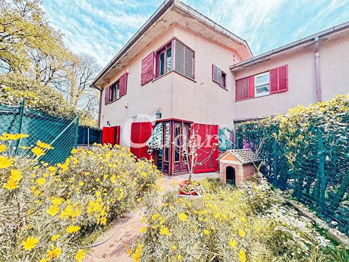 Casa trilocale in vendita in Largo dei Furii, Monte Porzio Catone