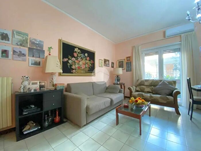 Appartamento trilocale in vendita in Via Giulia, Caserta