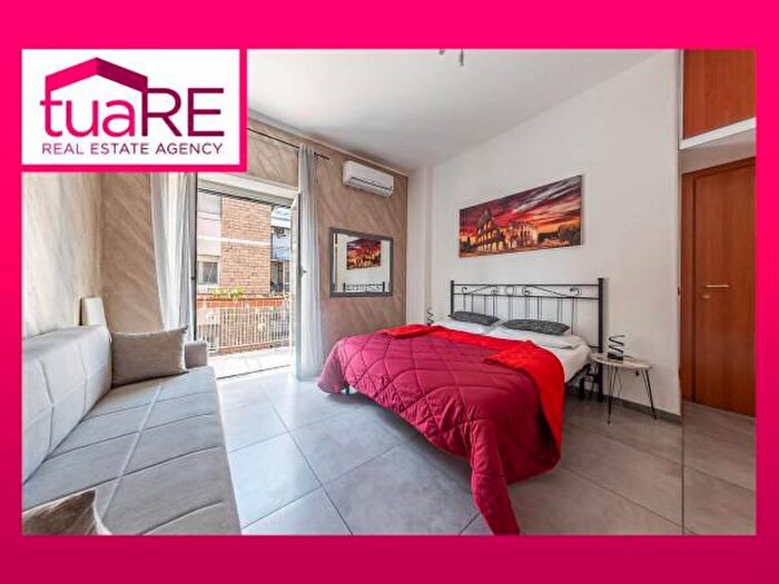 Appartamento trilocale in vendita in Via Giovanni Volpato, Roma