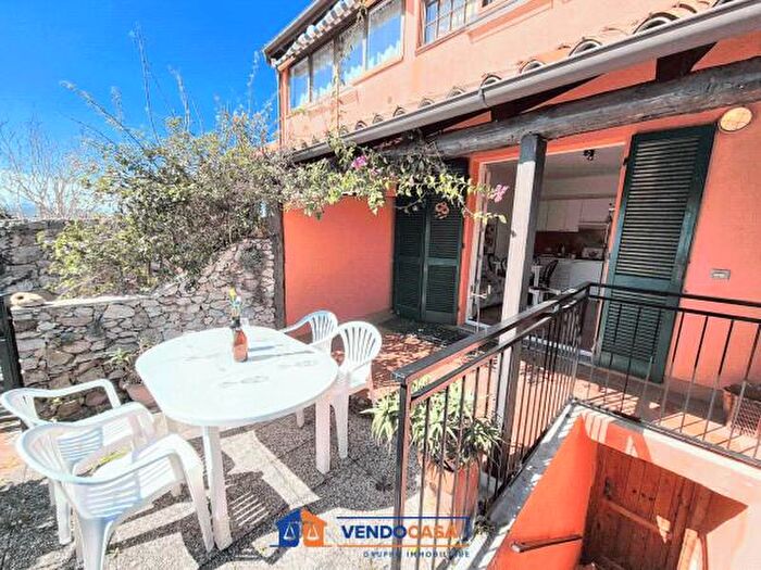 Appartamento con 6 locali in vendita in Via Flavio Gioia, Finale Ligure