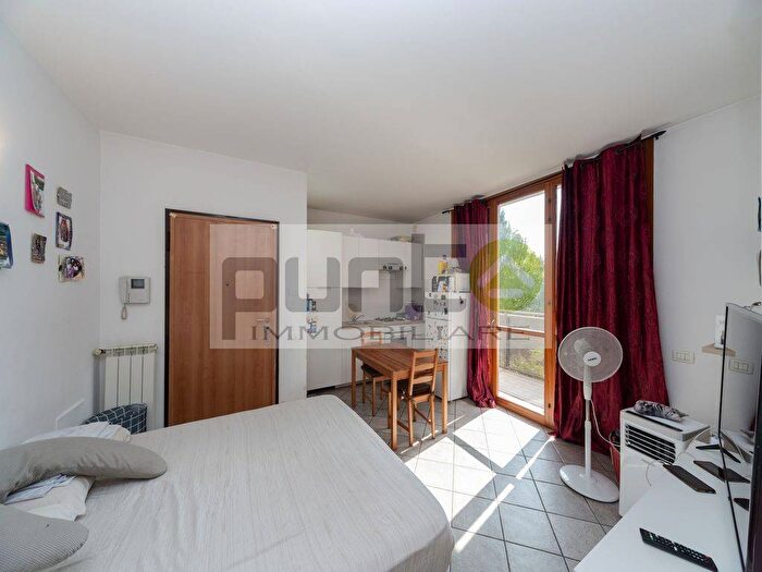 Appartamento monolocale in affitto in Via Giorgio La Pira, Centro, Concorezzo
