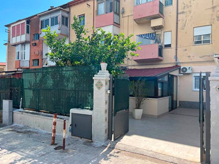 Appartamento trilocale in affitto in Via Ernesto Basile, Montegrappa, Palermo