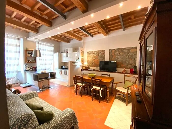 Appartamento con 5 locali in vendita in Buggiano