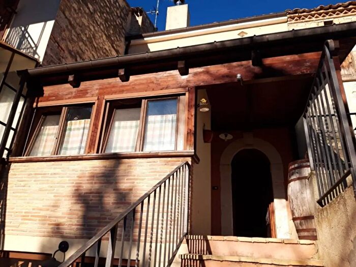 Casa trilocale in vendita in Via Roma, Rapino