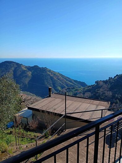 Appartamento trilocale in vendita in Vernazza