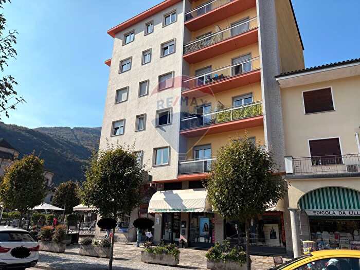 Appartamento bilocale in vendita in Viale Vittorio Veneto, Cannobio