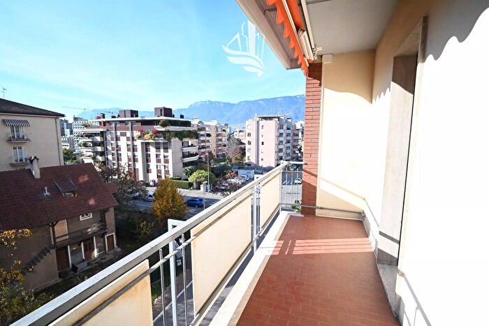 Appartamento quadrilocale in vendita in Via Capri, Bolzano