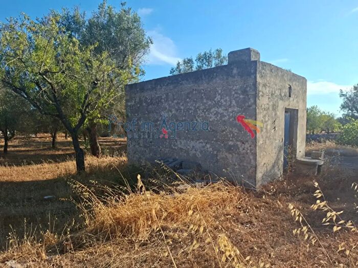 Casa monolocale in vendita in Latiano