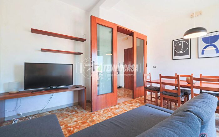 Appartamento con 5 locali in vendita in Via della Fiera, Rimini