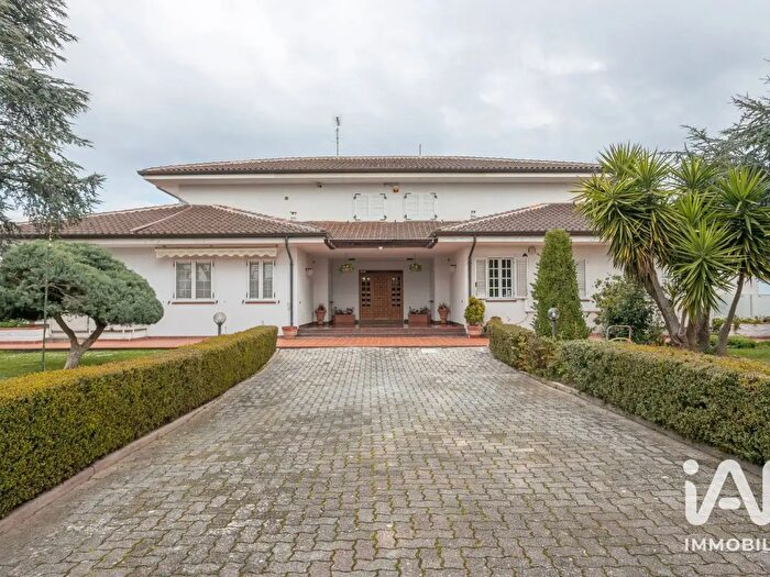 Casa trilocale in vendita in Viale dei Monti, Montegranaro