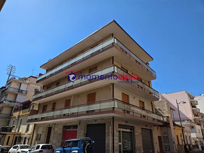 Appartamento con 5 locali in vendita in Via Botteghelle, Reggio Calabria