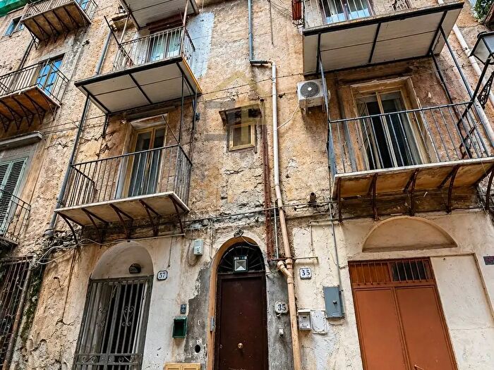 Appartamento con 5 locali in vendita in Via Trappetazzo, Palermo