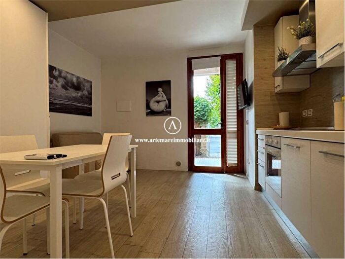 Appartamento bilocale in affitto in Via Cortona, Pietrasanta