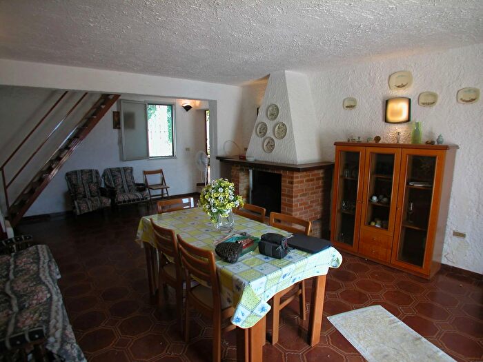 Casa con 7 locali in vendita in Contrada Baggianotto, Petrosino