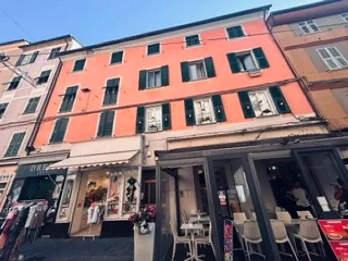 Appartamento quadrilocale in vendita in Via del Prione, La Spezia