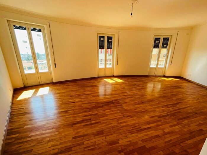 Appartamento trilocale in affitto in Via Tripoli, Africano Villa Chigi, Roma
