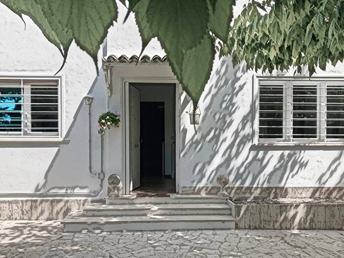 Casa quadrilocale in affitto in Via Riccione, Fregene, Fiumicino