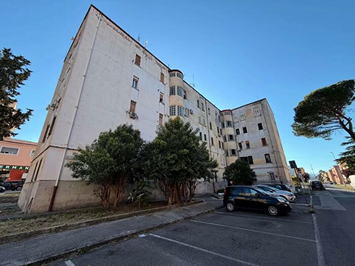 Appartamento bilocale in vendita in Via Remigio del Grosso, Benevento