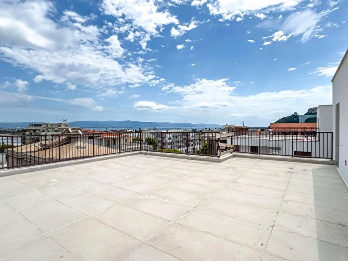 Appartamento quadrilocale in vendita in Viale Poetto, Cagliari