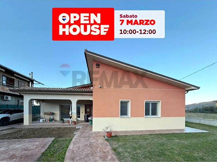 Casa con 7 locali in vendita in Via Piano La Barca, Paglieta