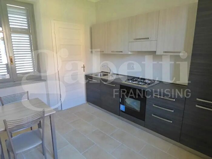 Casa trilocale in affitto in Via XX Settembre, Torre Pellice