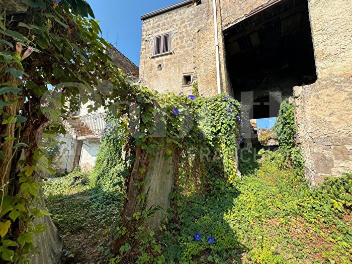 Casa con 6 locali in vendita in Pugliano Snc, Teano