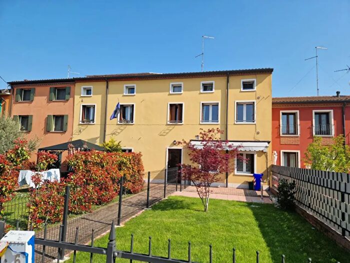Appartamento bilocale in vendita in Piazza Sabbion, Cologna Veneta