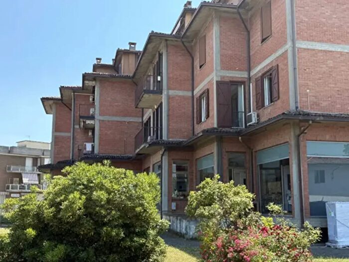 Appartamento trilocale in vendita in Piazza Rondò, Casei Gerola