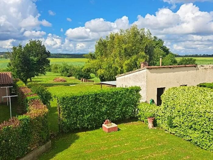 Casa con 10 locali in vendita in Pontedera