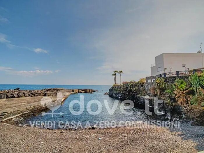 Casa con 5 locali in vendita in Via Ariazzi, Acireale