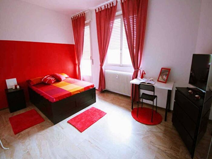 Appartamento con 5 locali in affitto in Via Tortona, Solari, Milano